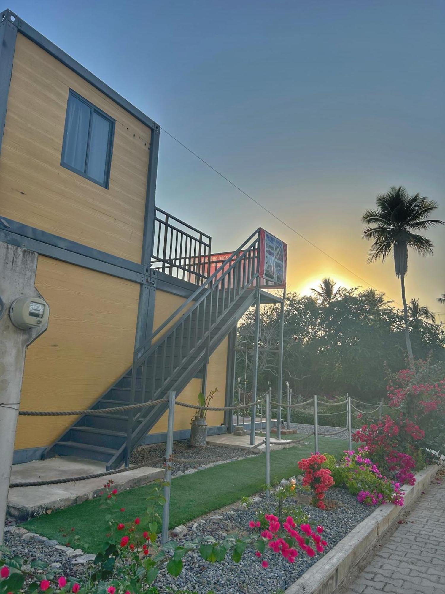 Yellow House 6 Minutos De Playa Barra de Navidad Exteriér fotografie